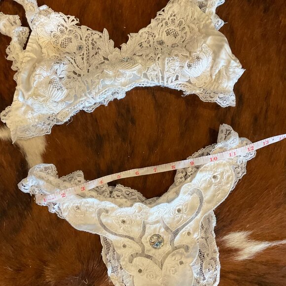 Vintage Floral Lace Rhinestones Bra & Panty 2 Piece Set Size XS/S - Picture 9 of 9